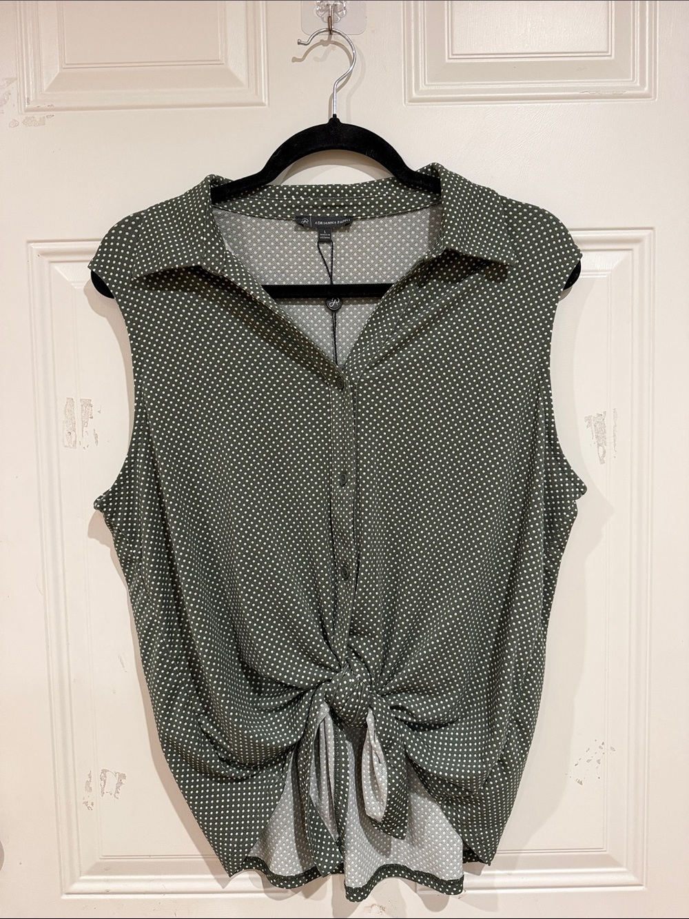 Adrianna Papell Olive Green Polka Dot Tie-Front Sleeveless Button Shirt